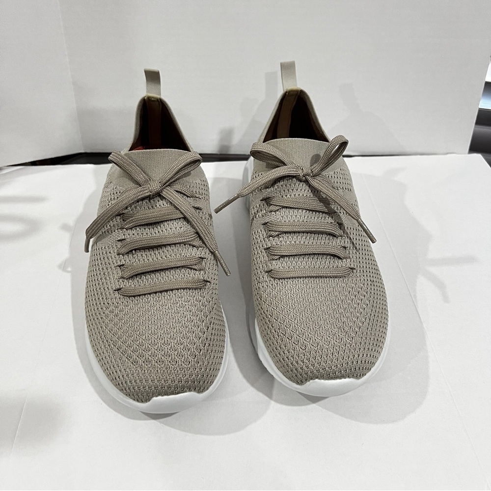 Sketchers Ultra Flex Slip On Light Beige Tan Knit Slip-On Size 10 Lightweight - Picture 3 of 10
